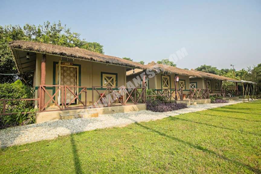 Mud-House-img-01